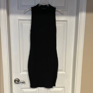 Elegant Black Sleeveless Dress